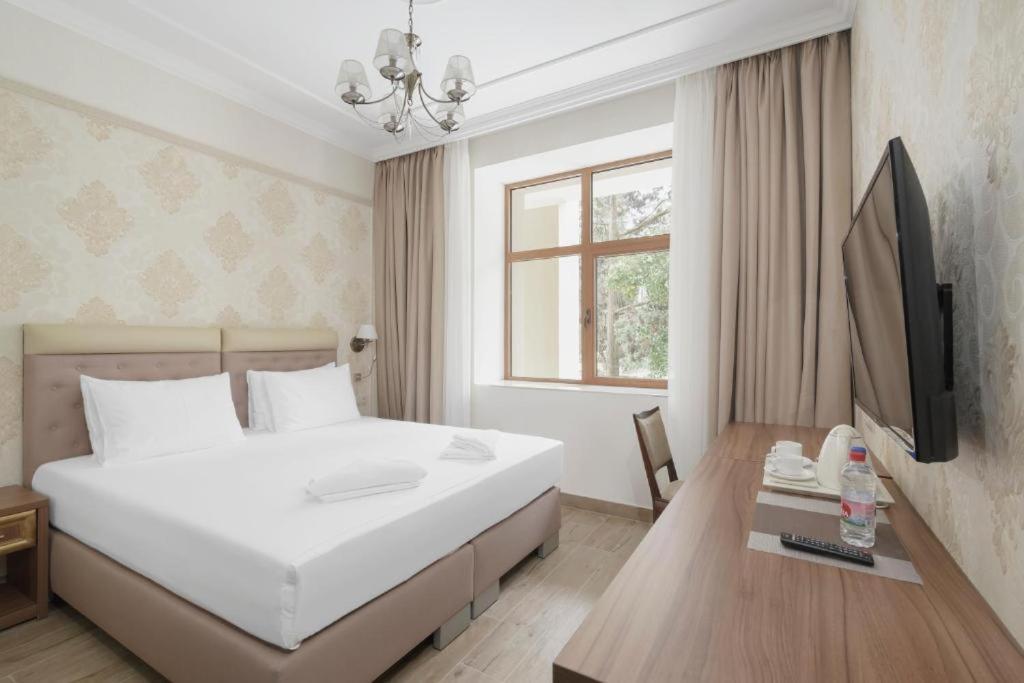 Amra Park-Hotel & Spa Gagra Exterior foto