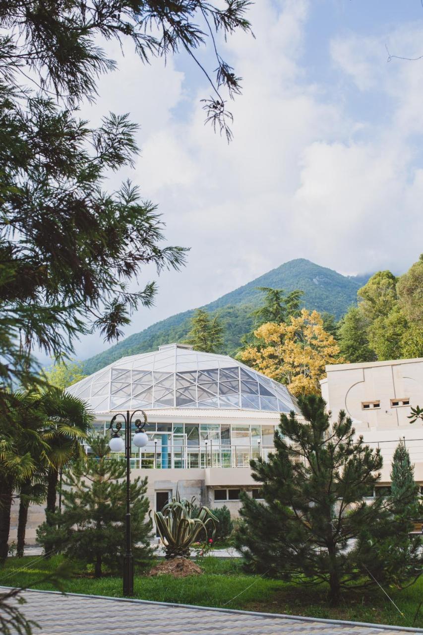 Amra Park-Hotel & Spa Gagra Exterior foto