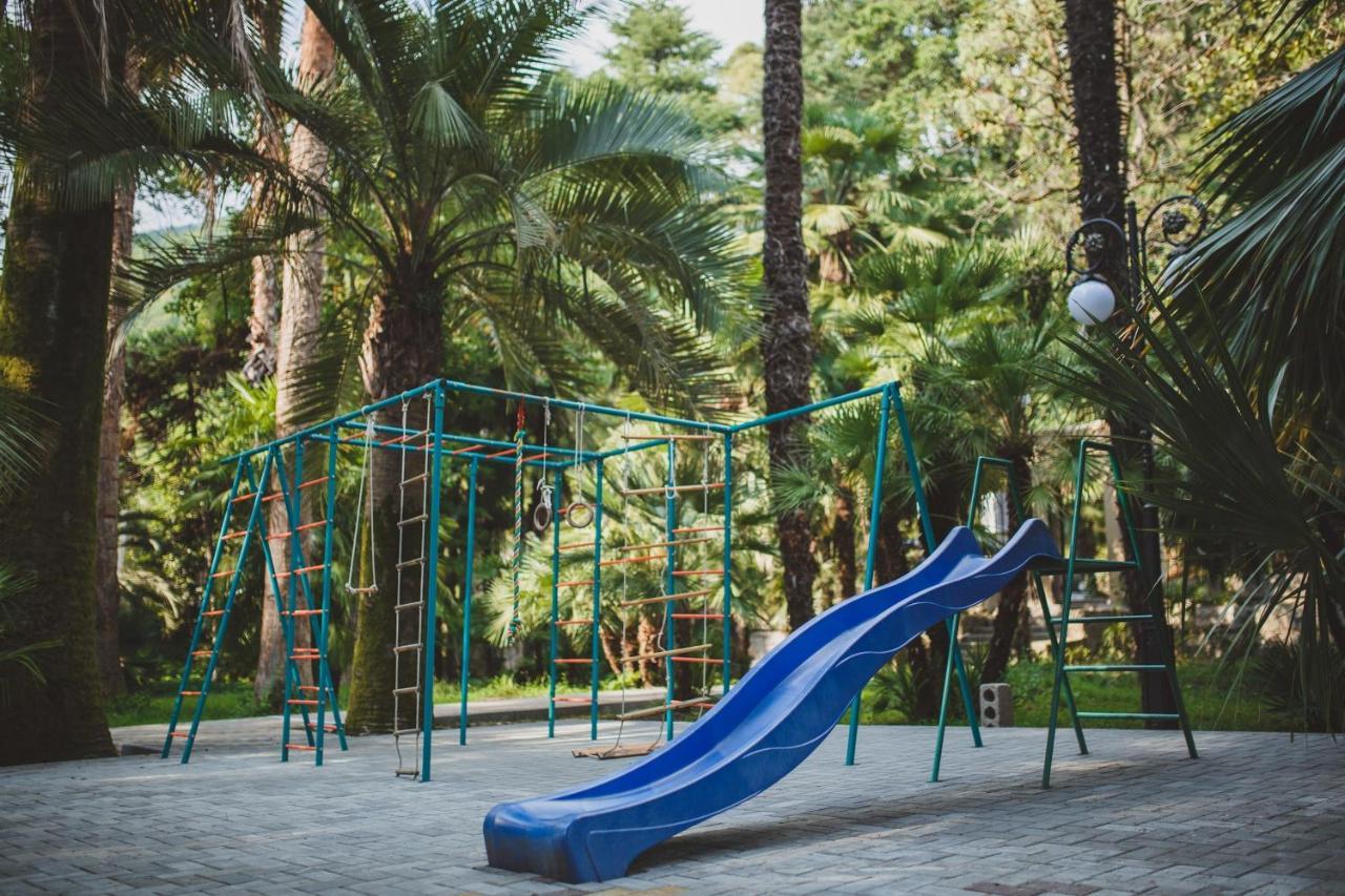 Amra Park-Hotel & Spa Gagra Exterior foto